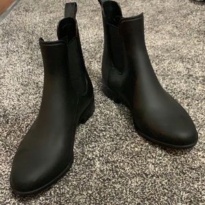 Leather rain booties